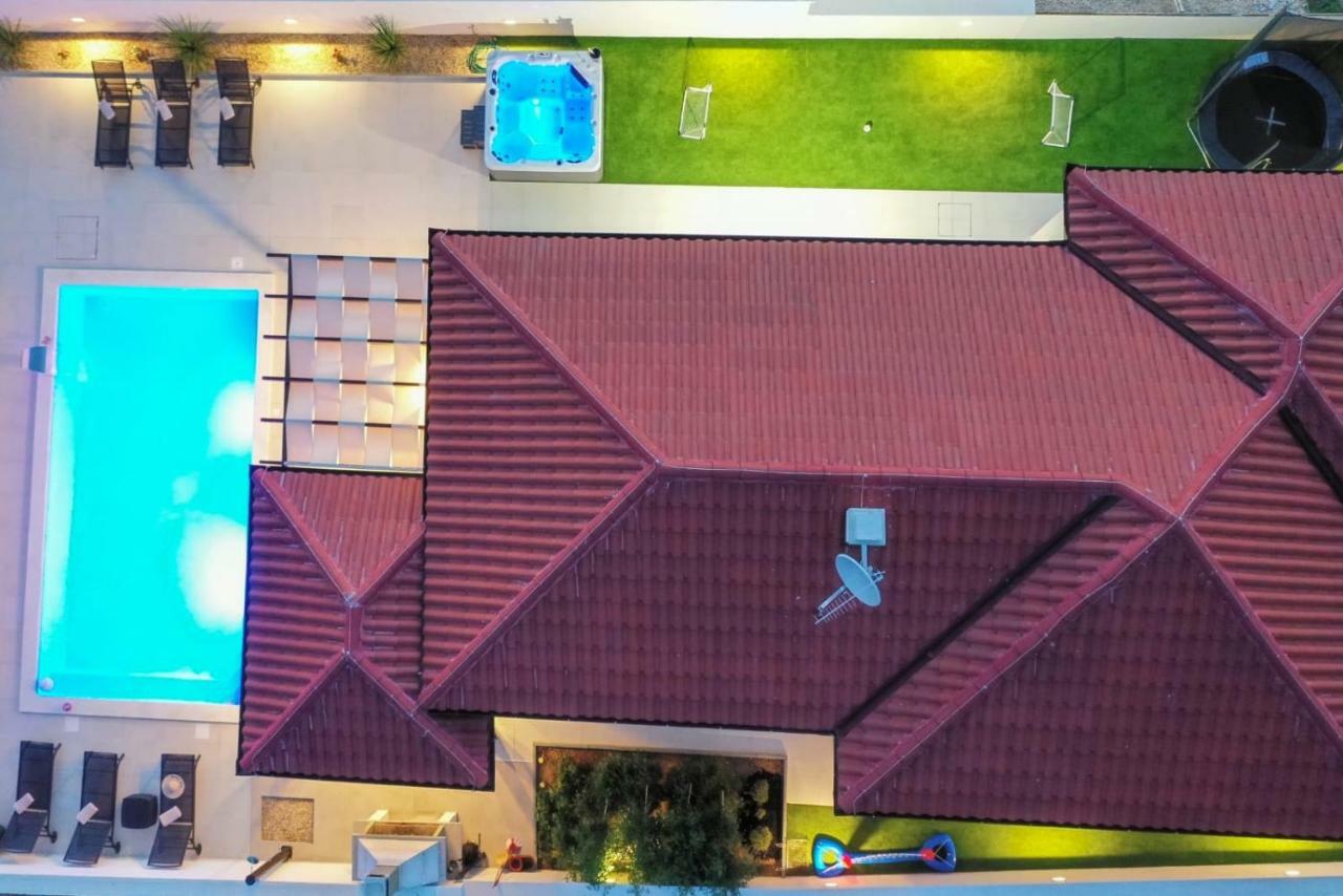 Villas Sabun - Modern House With Heated Pool ปริฟลากา ภายนอก รูปภาพ